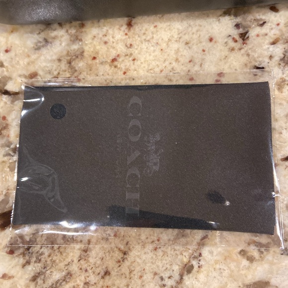 NWT COACH HC8246 WOMEN’S SUNGLASSES - Picture 3 of 12